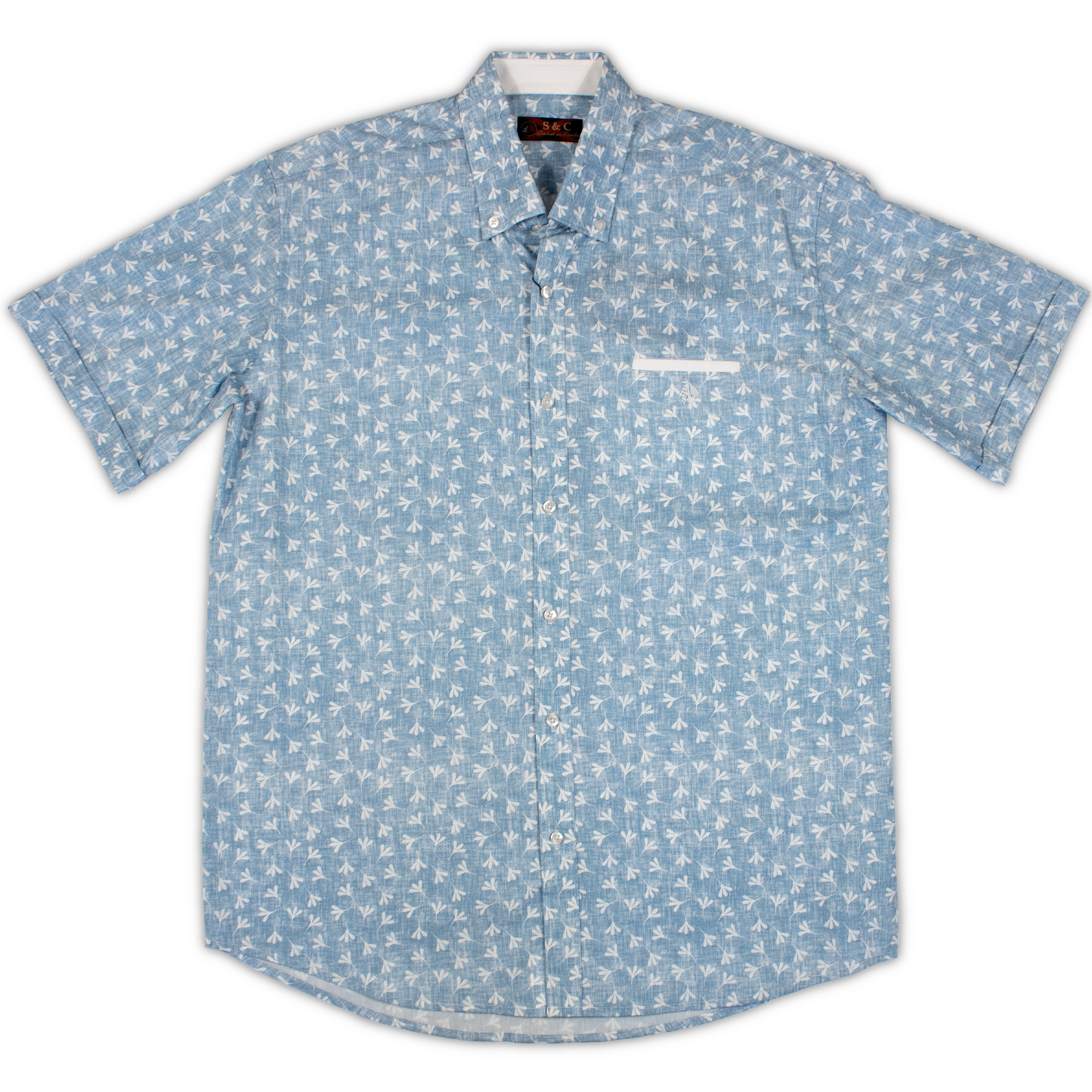 Conjunto camisa azul flores con bermuda blanca