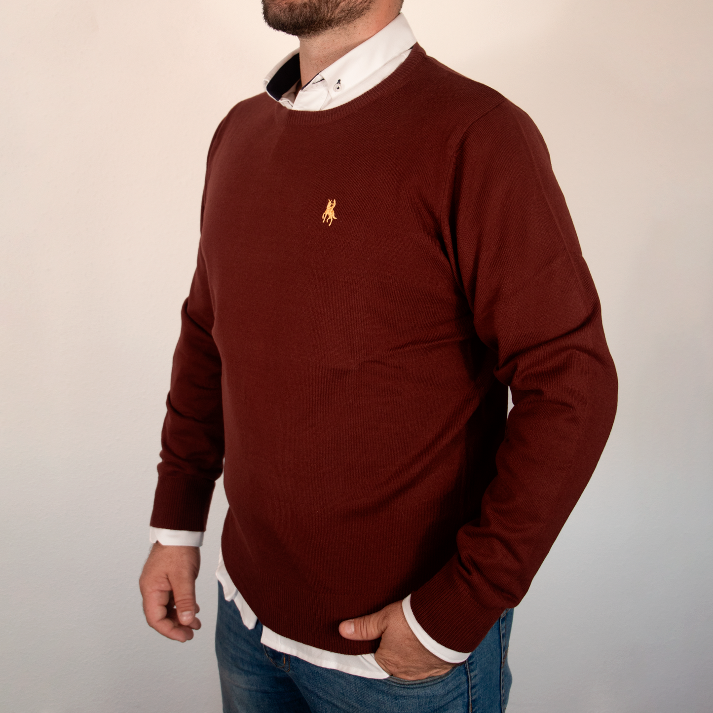 Jersey Hombre Burdeos Cuello Redondo Básico
