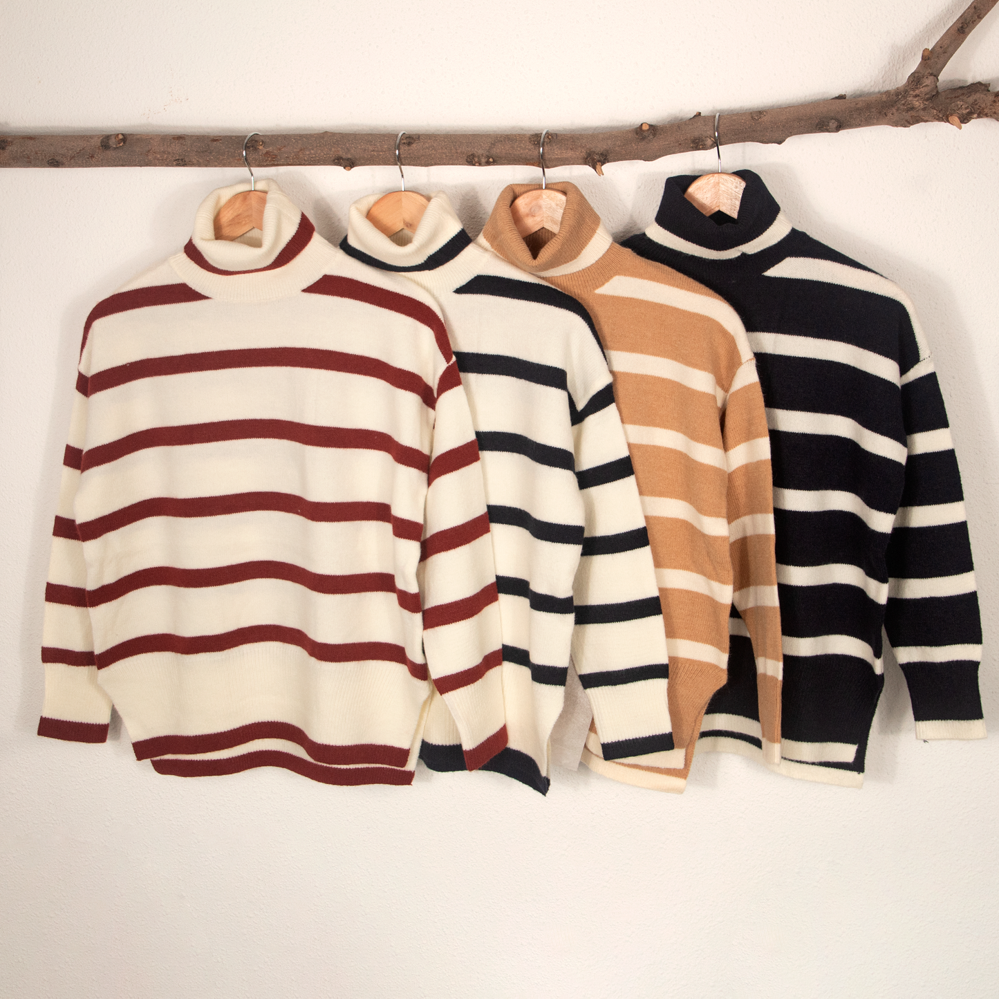 Jersey de Mujer Rayas Finas Granate Cuello Vuelto