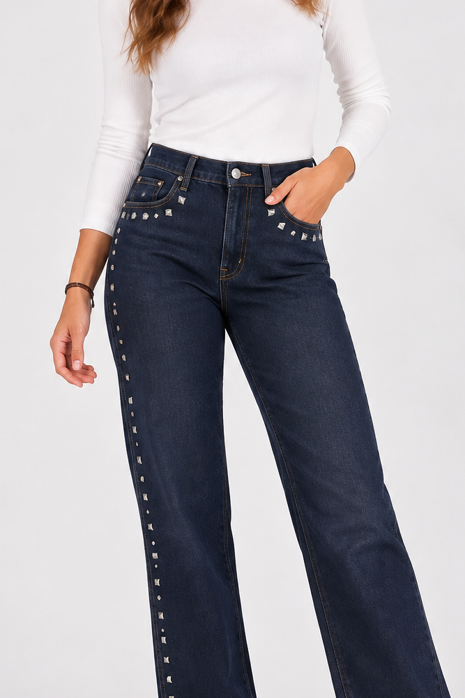 Pantalón vaquero de mujer tachuelas oscuro