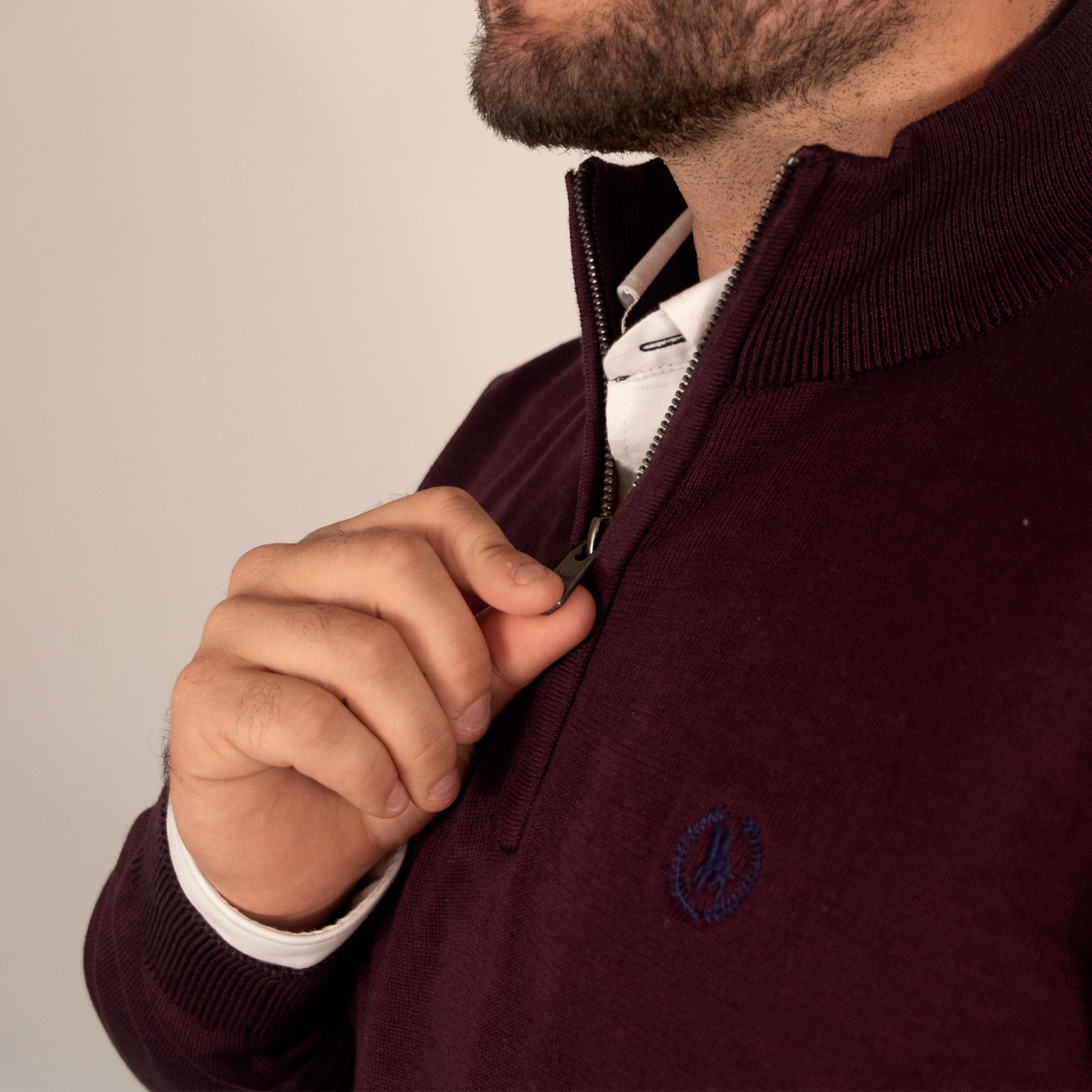 Jersey Hombre Burdeos Media Cremallera con Laurel