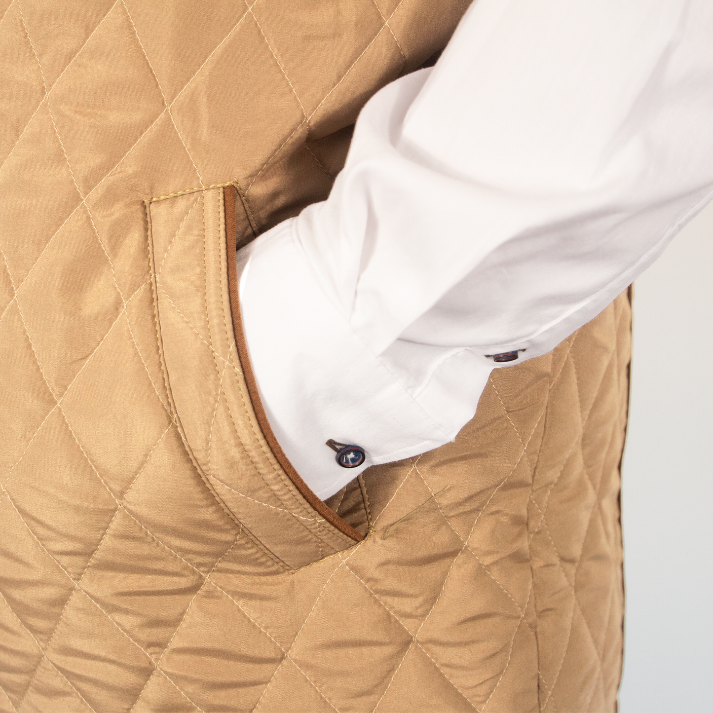 Chaleco modelo rombos Beige