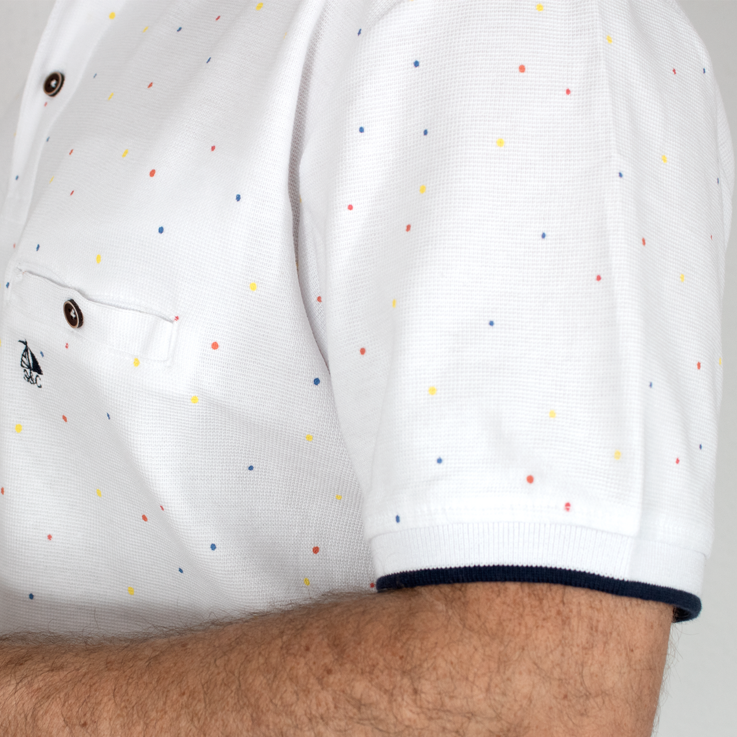 Polo hombre manga corta cuello mao Blanco con puntitos