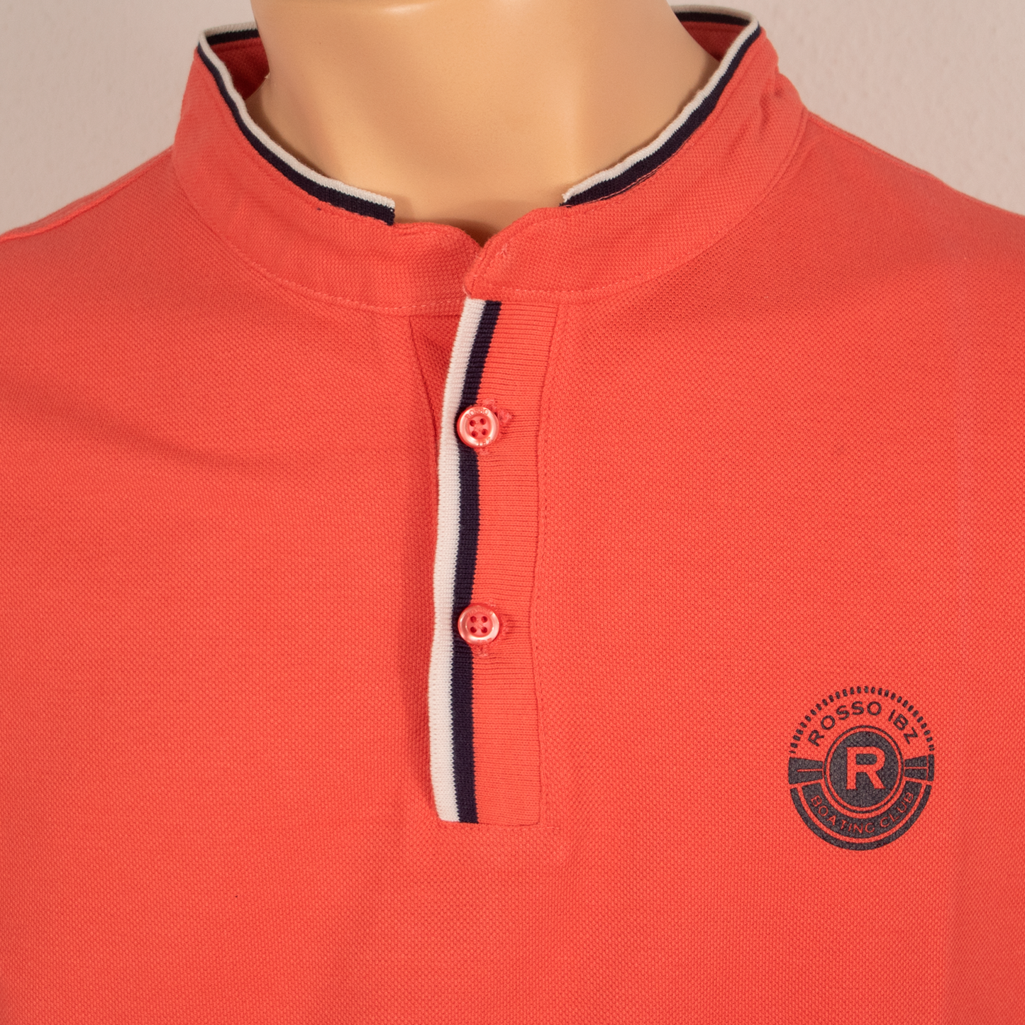 Polo Coral hombre de manga corta cuello mao