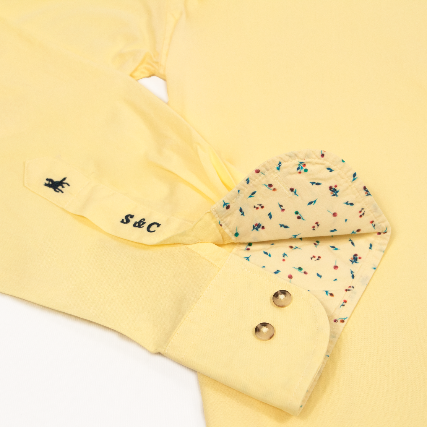 Camisa detalles florales Amarillo