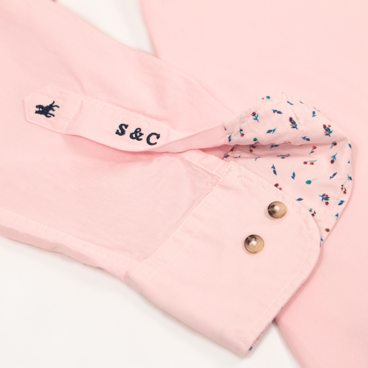 Camisa detalles florales Rosa