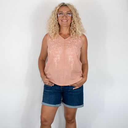 Blusa colores salmón, beige y blanco