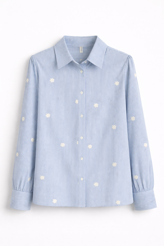 Camisa celeste rayas con flores bordadas