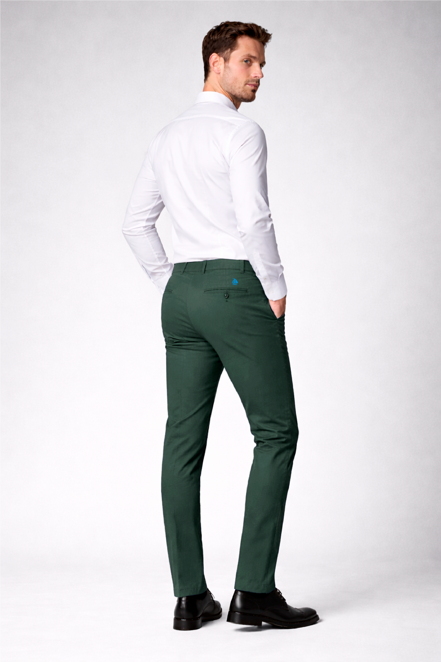 Pantalón chino Verde Grisaceo