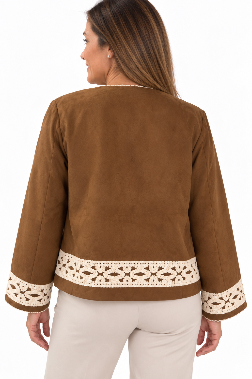 Chaqueta camel con detalles de crochet