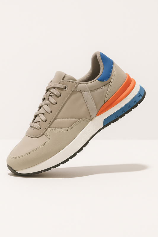 Zapatillas deportivas beige, naranja y azul
