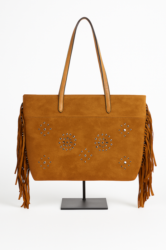 Bolso shopper de ante camel con flecos laterales y tachuelas