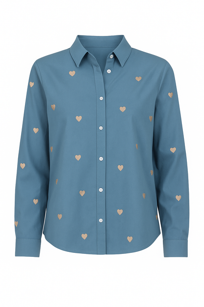 Camisa azul detalle corazones dorados