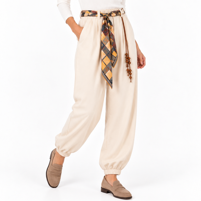 Pantalón bombacho beige con pañuelo
