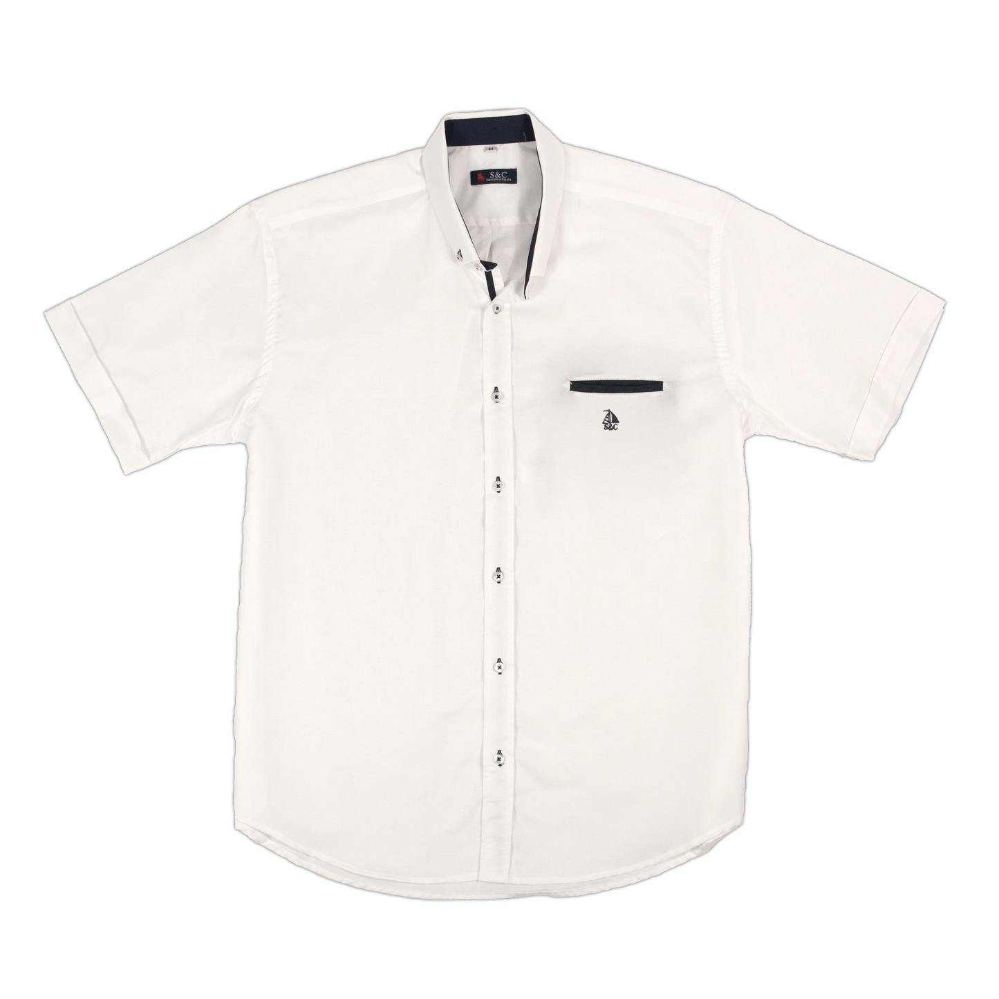 Conjunto camisa blanca con bermudas marino