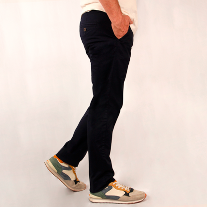 Pantalón chino Negro