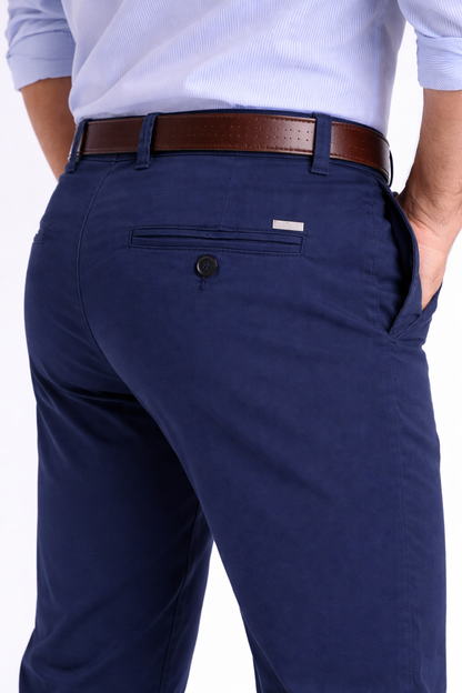 Pantalón chino modelo "Docke" azul noche