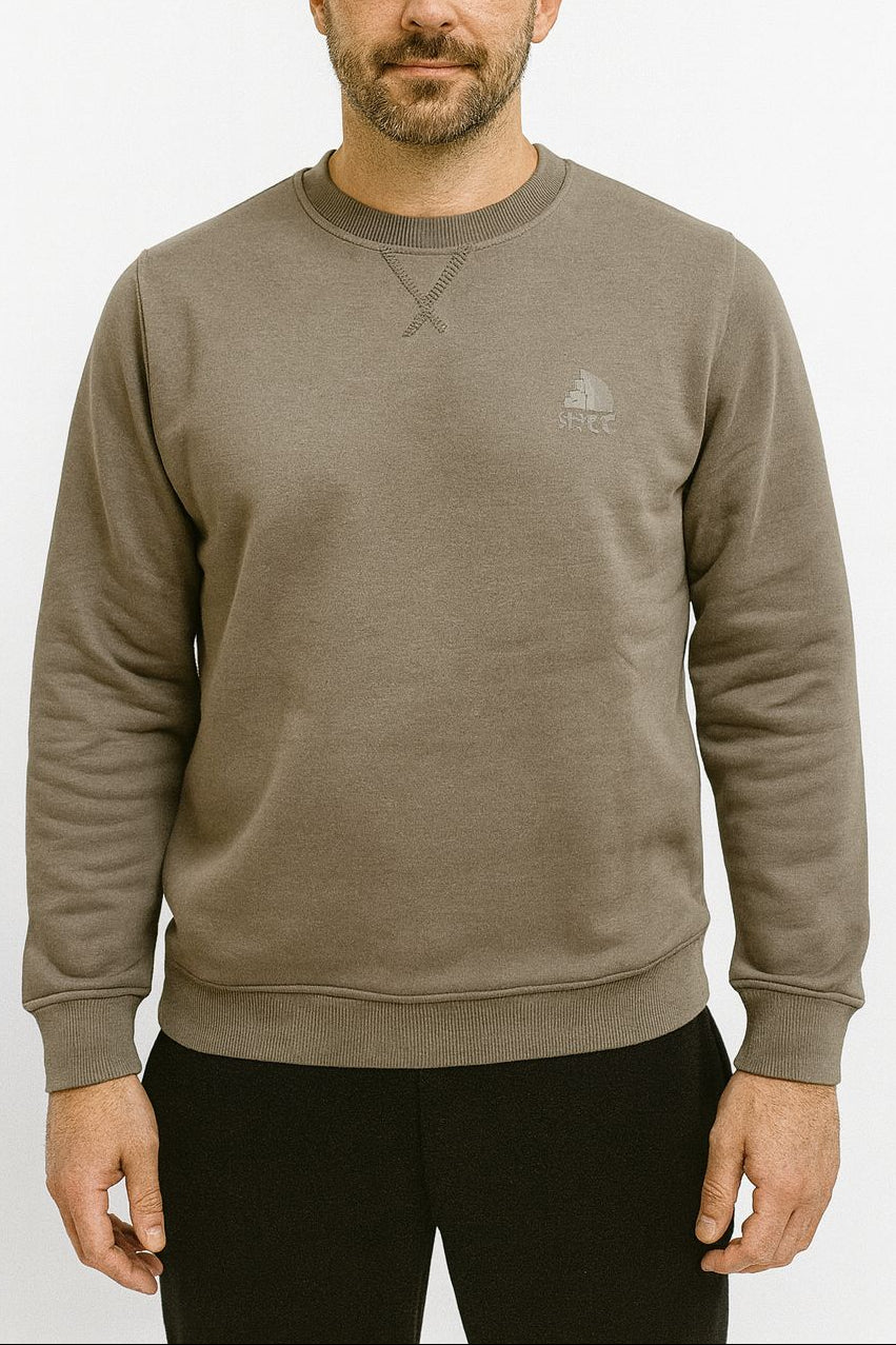 Sudadera marrón con barco