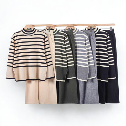 Conjunto jersey a rayas y pantalón